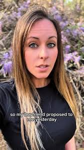 Sarah Haye's Instagram, Twitter & Facebook