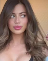 Peacock Love Island Ad Kendall Liv