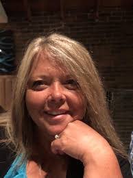 Donna Moniz's Instagram, Twitter & Facebook