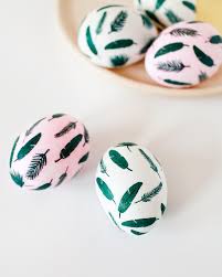 The more lively, colorful, and creative your easter eggs are, the more spirited and exciting the hunt is. Diy Tropical Leaf Easter Eggs