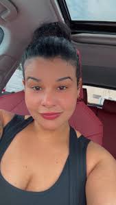 I'm a 51-year-old Jewish woman, recently moved to Boca Raton