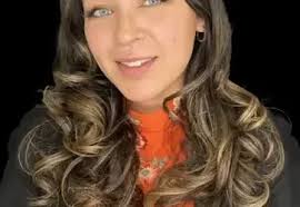 In the News » Salon Rouge