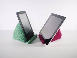 Knitted ereader kindle cover instructions. Device Knitting Patterns In The Loop Knitting
