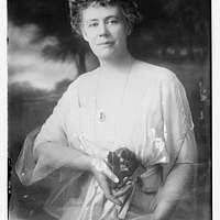 Portrait photograph of McCarne, Miss, C.M.Bell Studio
