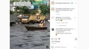 Walaupun jenis perahu sampan ini sudah populer sejak dahulu kala, karena pada zaman dahulu banyak di kedua ujung kapal, ujungnya runcing dan dayung di telapak tangan digunakan untuk dalam olahraga tim air ini, yang digunakan adalah perahu, jelas bahwa jenis dan modelnya telah. Aksi Kakek Dayung Perahu Di Jalan Raya Saat Banjir Ini Bikin Heran