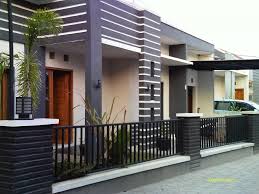 Berlantaikan dua dengan jendela yang tidak bisa dibuka cukup besar 45. 12 Model Pagar Untuk Rumah Limasan