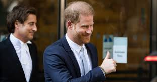 Prince Harry's Thinning Hair Suddenly ...