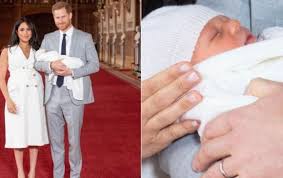 Espero que (la madre y el niño) estén bien, ha declarado por. El Principe Harry Y Meghan Markle Presentan A Su Hijo