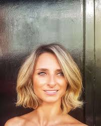 Naši znani obrazi pri menjavi pnevmatik čakajo do zadnjega