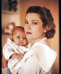 Wow what a elegant, gracious lady! 💖