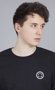 Daniel Howell