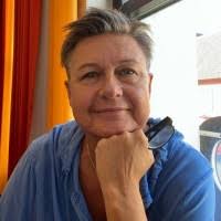 100+ profiler som matchar ”Monique”