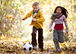 Children in the uk are being held back from play independently outside until later childhood, new research has found. Average Age For Allowing Kids To Play Outside Alone Is 10 The Scotsman