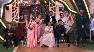 The season 5 hosted by sanjay dutt and the launched date of this season 2nd october after season 13, the maker of the show and colors tv is planning to come up with a new season (bigg boss season 14) in the month of 2020 after corona. Bigg Boss 14 Google Declares This Contestant As The Winner Of Salman Khan S Reality Show
