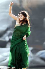 Looking hot in a saree for a special occasion has the double advantage of keeping a traditional style , and still looking trendy and glamorous. Anushka Shetty Hot Navel In Green Sari And Bikini Blouse Telugu Actress Baobua Bolly Baobua Com