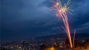 Übrigens wird nicht nur in zürich am 1.august gefeiert und als abschluss. Zurich Es Hat Ausgeknallt Feuerwerk Bis Silvester Nicht Mehr Erlaubt
