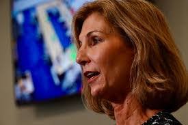 Jacqueline Vizcaino's Instagram, Twitter & Facebook