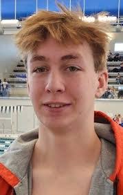 Fernando Islas's Instagram, Twitter & Facebook