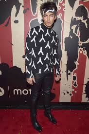 All latest fashion articles men's fashion trends fashion lookbooks men's fashion guides men's fashion news celebrity style style inspiration courtesy of past and present men's style icons. The Best Celebrity Halloween Costumes Ever Gq