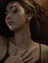 FLUX: Vol. 3 Issue 2 by A-Line Magazine