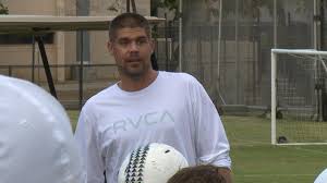 The footballer was very much private when it came to his personal life. Legendary Hawaii Qb Colt Brennan Motivates Warriors With Visit At Training Camp Youtube
