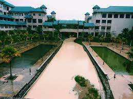 Korang rasa berbaloi ke masuk uia? Soal Jawab Asasi Sains Kemanusiaan Human Sciences Di Uia