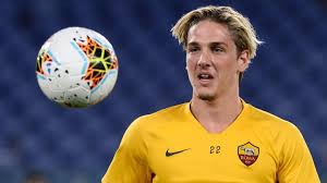 Rome — italy midfielder nicolo zaniolo will undergo another serious knee operation on wednesday after tearing an anterior cruciate ligament. Tottenham Keeping Tabs On As Roma Star Nicolo Zaniolo