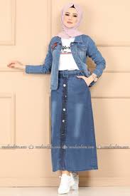 Aksesuar Dugmeli Kot Etek 335mm216 Acik Kot Moda Selvim Musluman Modasi Moda Stilleri Basortusu Modasi