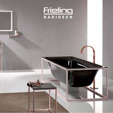 Rosegold Schwarz In Perfektion Freistehende Badewanne Freistehende Badewanne Badezimmer Trends Badewanne