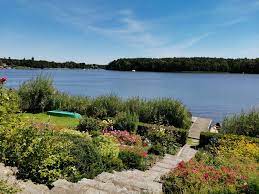 The haus am horn is an experimental residential house built as part of the first bauhaus exhibition in 1923. Ferienhaus Am Schlabornsee In Zechlinerhutte