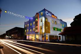 Adya hotel langkawi offers rooms equipped with cable/satellite channels, tea and coffee making facilities and a mini bar, plus all the essentials to ensure an enjoyable stay. 6 Hotel Murah Di Langkawi Bajet Rm100 Dan Rm200 Pakar Percutian