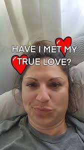 Leslie Rothwell's Instagram, Twitter & Facebook