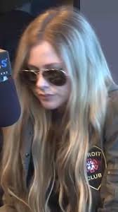 Always a pleasure working with @avrillavigne + @simpleplan 🥁🔧 Happy to  have played a small part in the creation of this video. Director