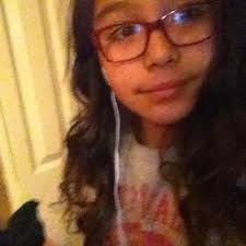 Olivia Lomeli (@olivialomeli101)