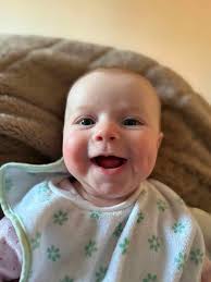 Lou : Signification, origine, personnalité et popularité du prénom bébé