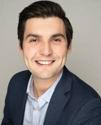 Andrew Titus's Instagram, Twitter & Facebook