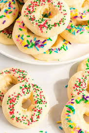 Christmas in my house has always been classic holiday chocolate crinkle cookies with a twist! Mexican Cookie Rings Amanda S Cookin