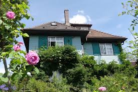 I wish i had gotten the waitress' name, she was great. Das Mia Und Hermann Hesse Haus In Gaienhofen Am Bodensee Kulturexpresso De