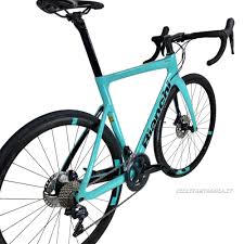 Complete internal cable routing completes the aesthetics of the aria for 2021 and with 8 size options available you are sure to get the. Bianchi Aria Disc Celeste 2021 Cicli Tartaggia