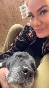 Laura Rains's Instagram, Twitter & Facebook