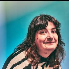 Dana Bassett's Instagram, Twitter & Facebook