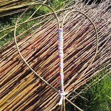 Happy willow heart weaving in the crisp sunshine today. What do you like  weaving with willow? #forestschool #forestschoolideas #willow  #willowweaving #mindfulcraft #mindfulactivities #getkidsoutdoors  #natureconnection