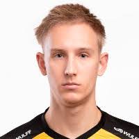 David Kisiel's Instagram, Twitter & Facebook