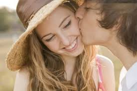 Ciuman mesra gambar orang ciuman dan kata kata romantis. Yandex Dzen