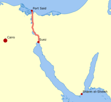 The ever given, a more than 200,000 ton container ship, is stuck in the suez canal, halting traffic in one of the world's key waterways. Terusan Suez Wikipedia Bahasa Indonesia Ensiklopedia Bebas