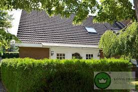 Wir wohnen im schönen neuss, im ruhigen und doch aufstrebenden ortsteil grimlinghausen. Haus Zum Verkauf Deutzer Str 62 41468 Neuss Alt Grimlinghausen Neuss Mapio Net