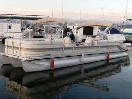 30 Pontoon Boats Ideas Pontoon Pontoon Boats For Sale Pontoon Boat