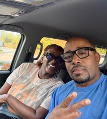 Wishing couples a great day