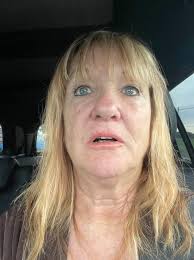 Lip tattoo if anyone can identify ⏰🆘