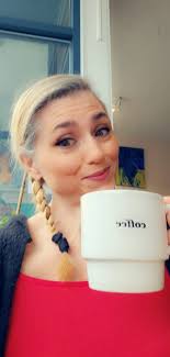 Good morning everyone. After a late start to the day, I've managed to meet  up with my folks for a cup of coffee. The coffee is particularly enjoyable 